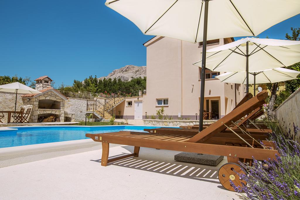Residence Mediterraneo II Baska  Exterior photo