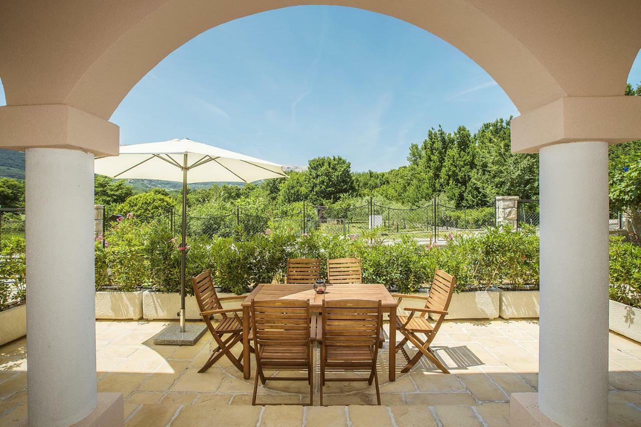 Residence Mediterraneo II Baska  Exterior photo