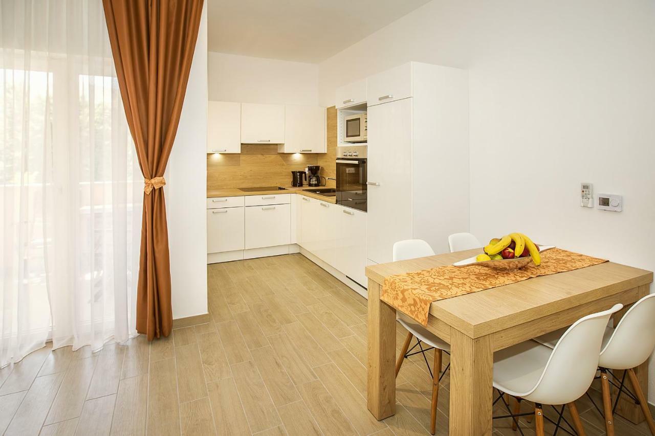 Residence Mediterraneo II Baska  Exterior photo