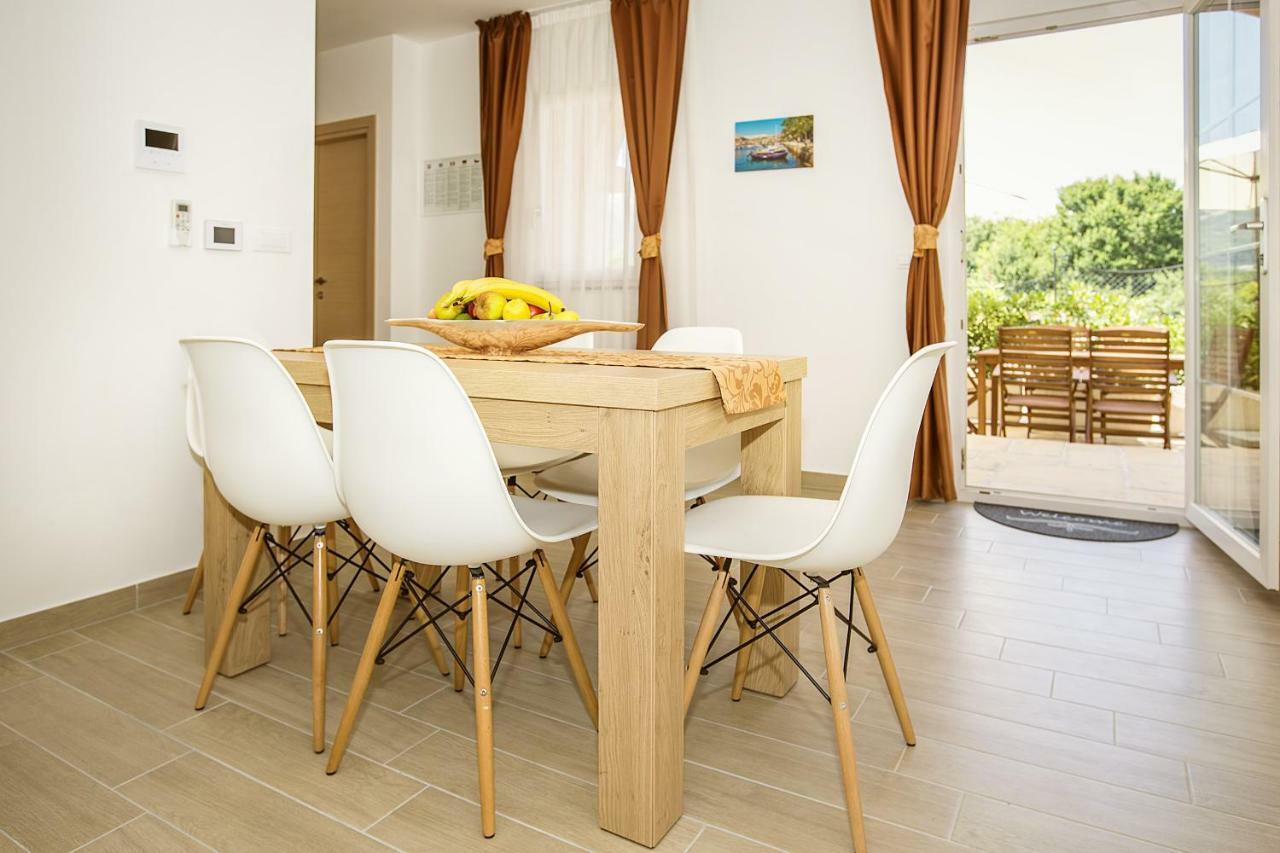 Residence Mediterraneo II Baska  Exterior photo